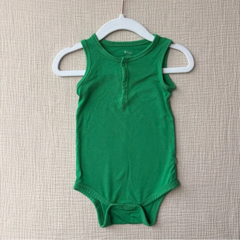 Kyte Baby Sleeveless Bodysuit in Fern 6-12m